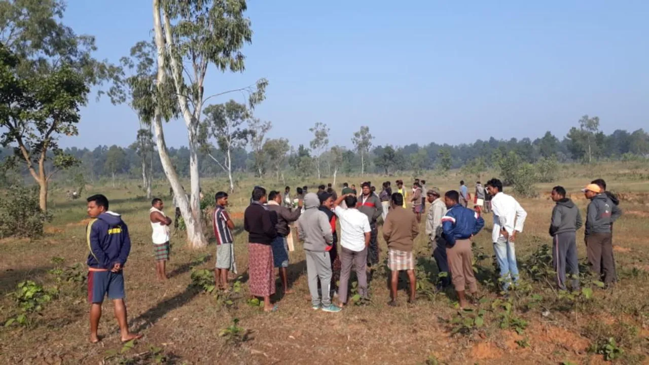  ୭ ଦିନ ପରେ ମାଟି ଭିତରୁ ଦମ୍ପତିଙ୍କ ଶବ ଉଦ୍ଧାର, ହତ୍ୟା କରି ଗାତରେ ପୋତି ଦିଆଯାଇଥିବା ସନ୍ଦେହ