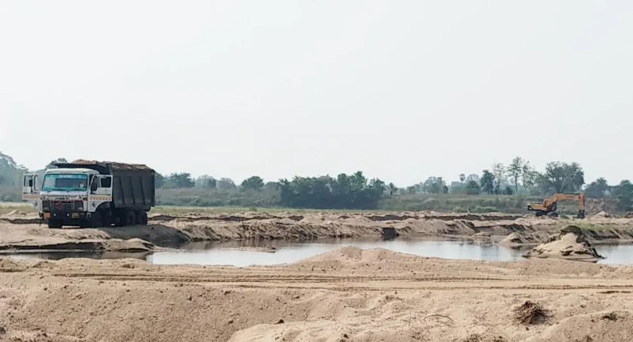  ବେଆଇନ ବାଲି ଉତ୍ତୋଳନ ଘଟଣା: ଏନ୍‌ଜିଟି ଗ୍ରହଣ କଲା ମାମଲା, ଜିଲ୍ଲାପାଳ, ସିଆ ଓ ଏସ୍ପିସିବିକୁ ରିପୋର୍ଟ ତଲବ