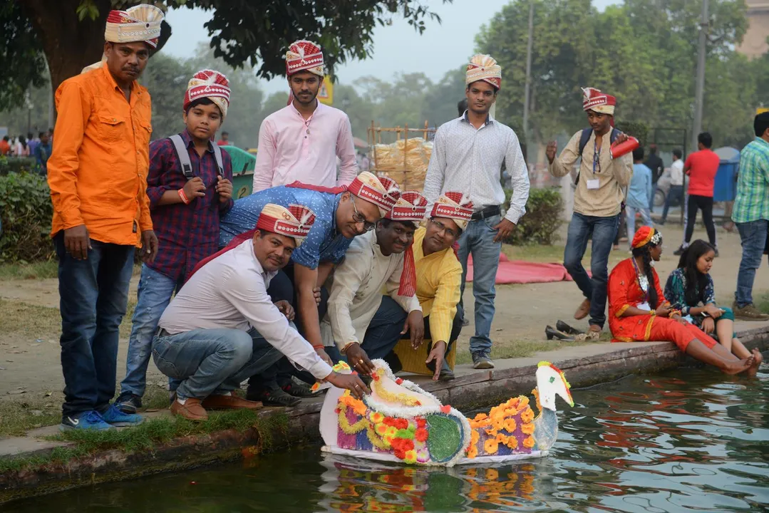  ରାଜଧାନୀ ଦିଲ୍ଲୀରେ ବୋଇତ ବନ୍ଦାଣ ଉତ୍ସବ: ଇଣ୍ଡିଆ ଗେଟ୍ ବୋଟ କ୍ଲବରେ ଦେଖିବାକୁ ମିଳିଲା ଓଡ଼ିଆ ପରମ୍ପରାର ଝଲକ   ‌