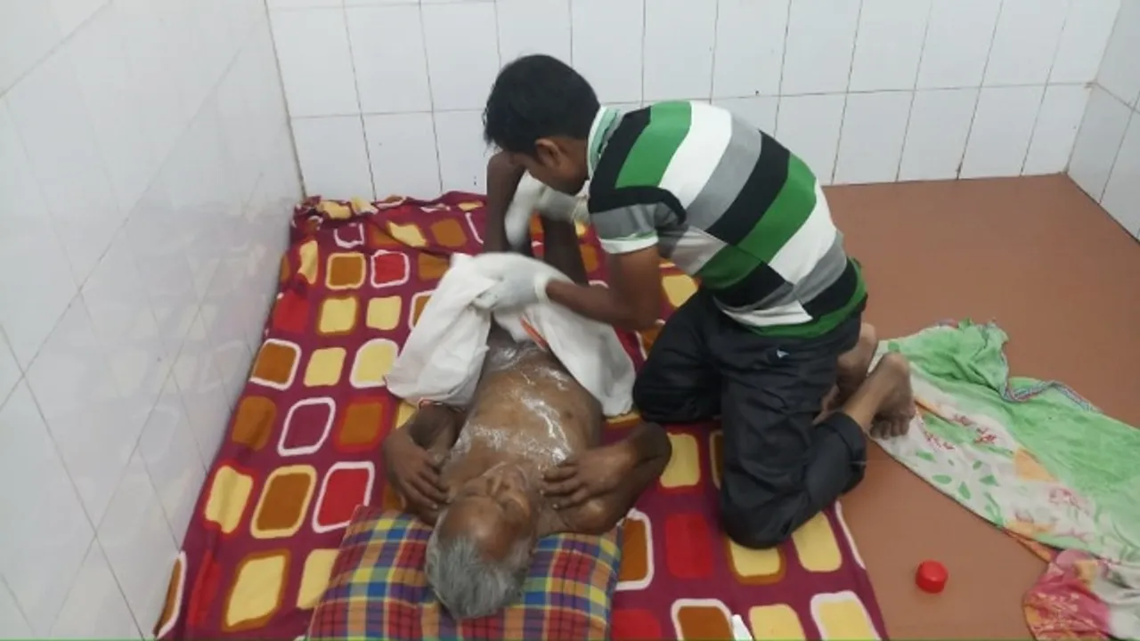  ନିରାଶ୍ରିତ ରୋଗୀଙ୍କୁ ଭଗବାନ ଭରସା