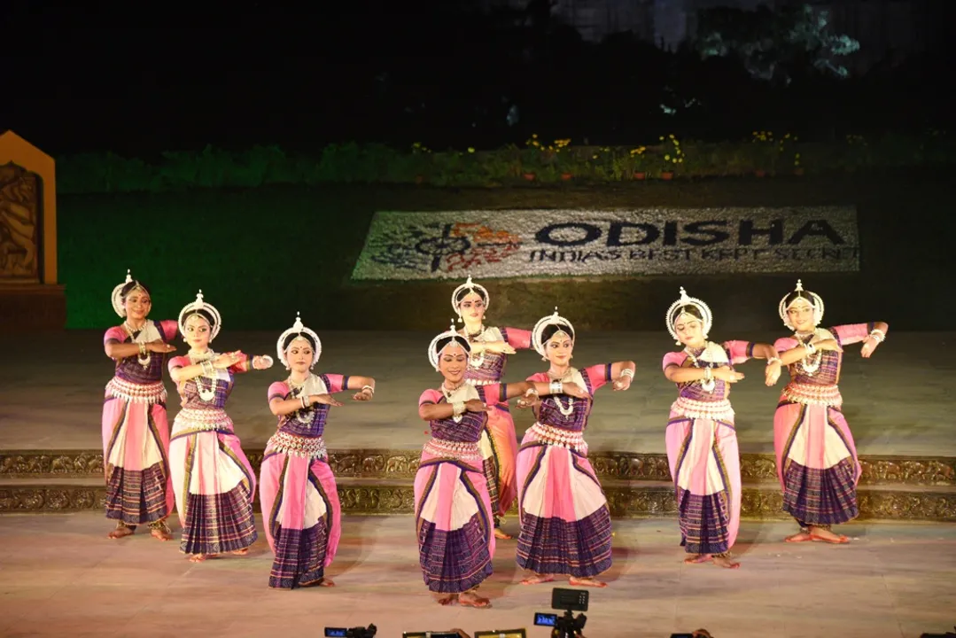  କୋଣାର୍କ ଉତ୍ସବର ଦ୍ୱିତୀୟ ସଂଧ୍ୟା :  ମନ ମୋହିଲେ  ଇଣ୍ଡୋନେସିଆ ନୃତ୍ୟରେ ରାମାୟଣର ଗାଥା