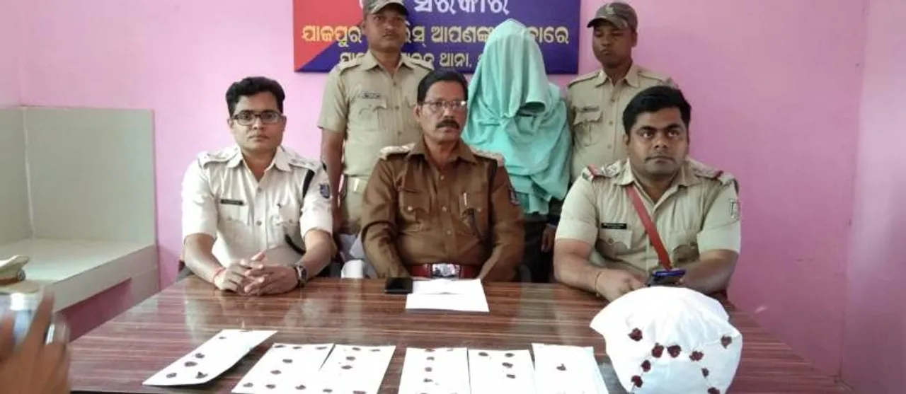  କମ୍ପ୍ୟୁଟର ଦୋକାନରେ ମିଳୁଥିଲା ଗଞ୍ଜେଇ ଓ ଅଫିମ, କଲେଜ ଛାତ୍ରଙ୍କୁ କରାଯାଉଥିଲା ଟାର୍ଗେଟ