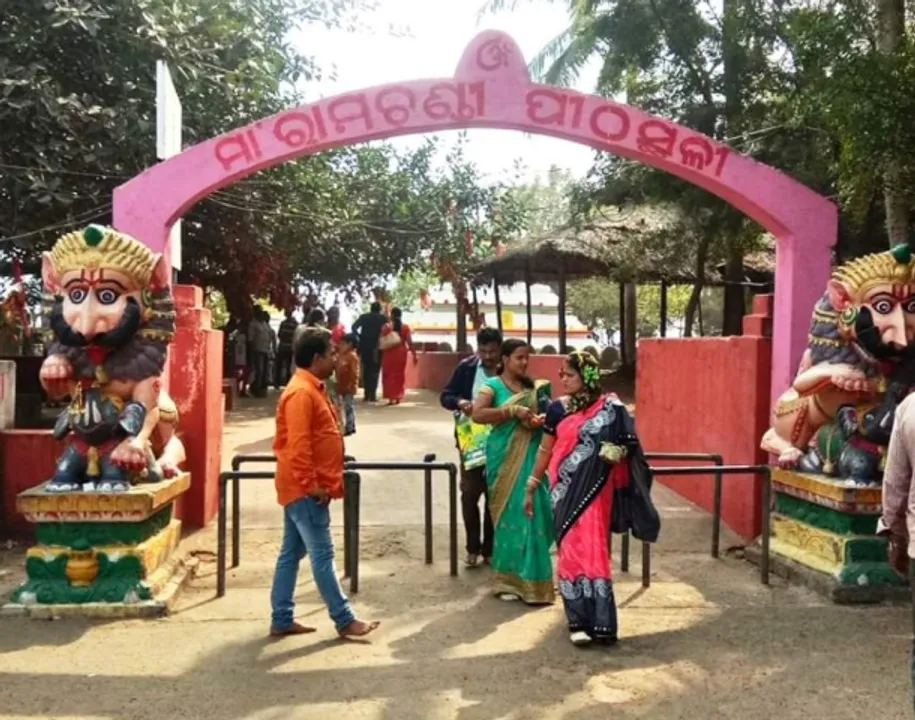  ରାମଚଣ୍ଡୀରେ ପର୍ଯ୍ୟଟକ ଶୋଷଣର ଶିକାର : ପର୍ଯ୍ୟଟକଙ୍କଠାରୁ ଜୋରଜବରଦସ୍ତ ଟଙ୍କା ଆଦାୟ କରୁଛନ୍ତି କିଛି ଅସମାମାଜିକ ଯୁବକ, ନଦେଲେ କରୁଛନ୍ତି ଗାଳିଗୁଲଜ