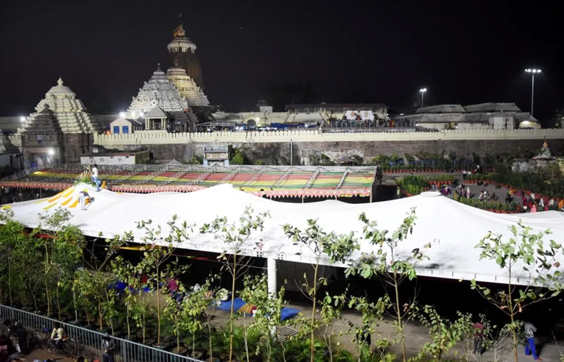  ନୂଆ ବର୍ଷ ପାଇଁ ସଜେଇ ହେଉଛି ଶ୍ରୀମନ୍ଦିର :  ୩୧ ଓ ୧ରେ ପୁରୀକୁ ମାଲବାହୀ ଗାଡ଼ି ମନା, ଗାଡ଼ି ପାର୍କିଂ ପାଇଁ ପ୍ରସ୍ତୁତ ହେଲା ରୁଟ୍ ଚାର୍ଟ