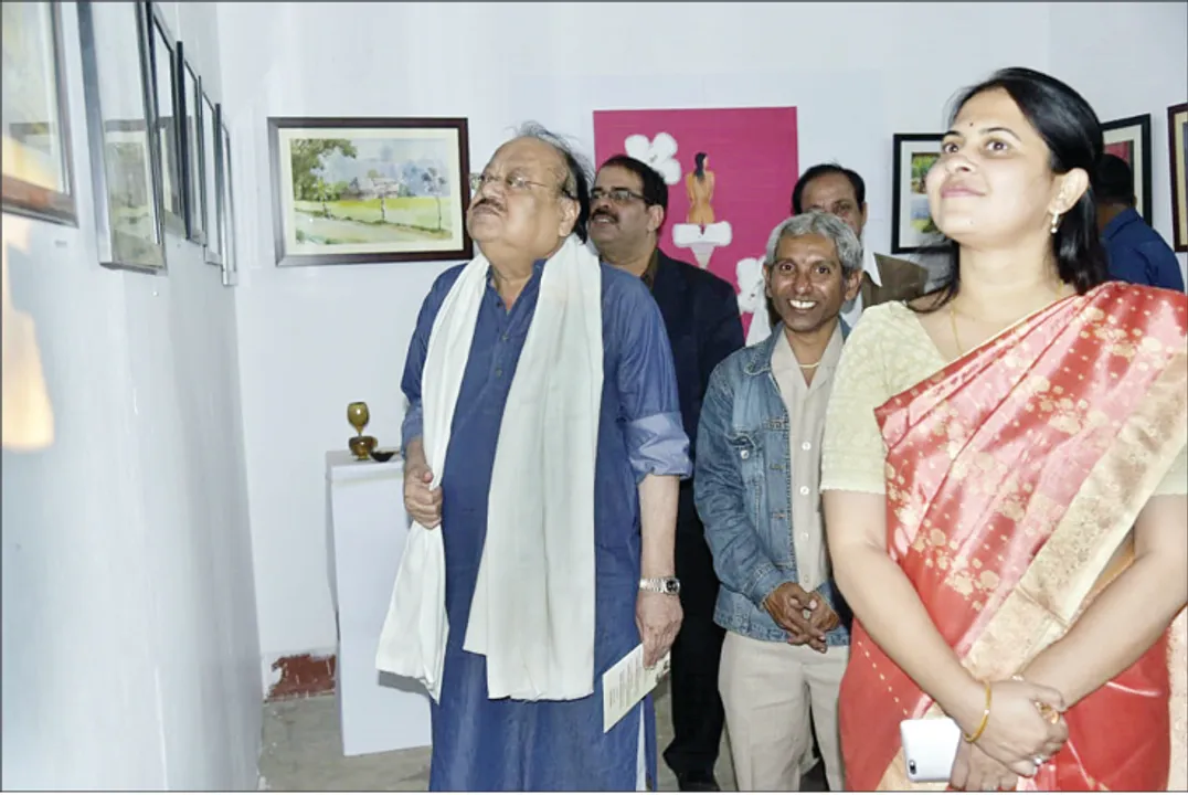  ଧଉଳି କଳା ମହୋତ୍ସବ ଉଦ୍‌ଯାପିତ: ନିଖିଳ ଚନ୍ଦ୍ର ଦାସଙ୍କୁ ବିଶ୍ୱକଳା ସମ୍ମାନ