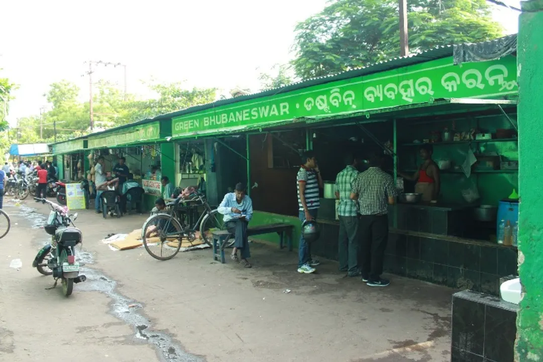  ଭେଣ୍ଡିଂ ଜୋନ୍‌ ସ୍ୱପ୍ନ ଅଧୁରା : ୨୦୧୭ ପରଠୁ ବସିନି କମିଟି ବୈଠକ, କେବଳ ୭ଟିର ବ୍ୟବସାୟୀଙ୍କୁ ମିଳିଛି ପରିଚୟପତ୍ର, ୯ ଜୋନ୍‌କୁ ରେକର୍ଡକୁ ଅଣା ଯାଉନି କାହିଁକି?