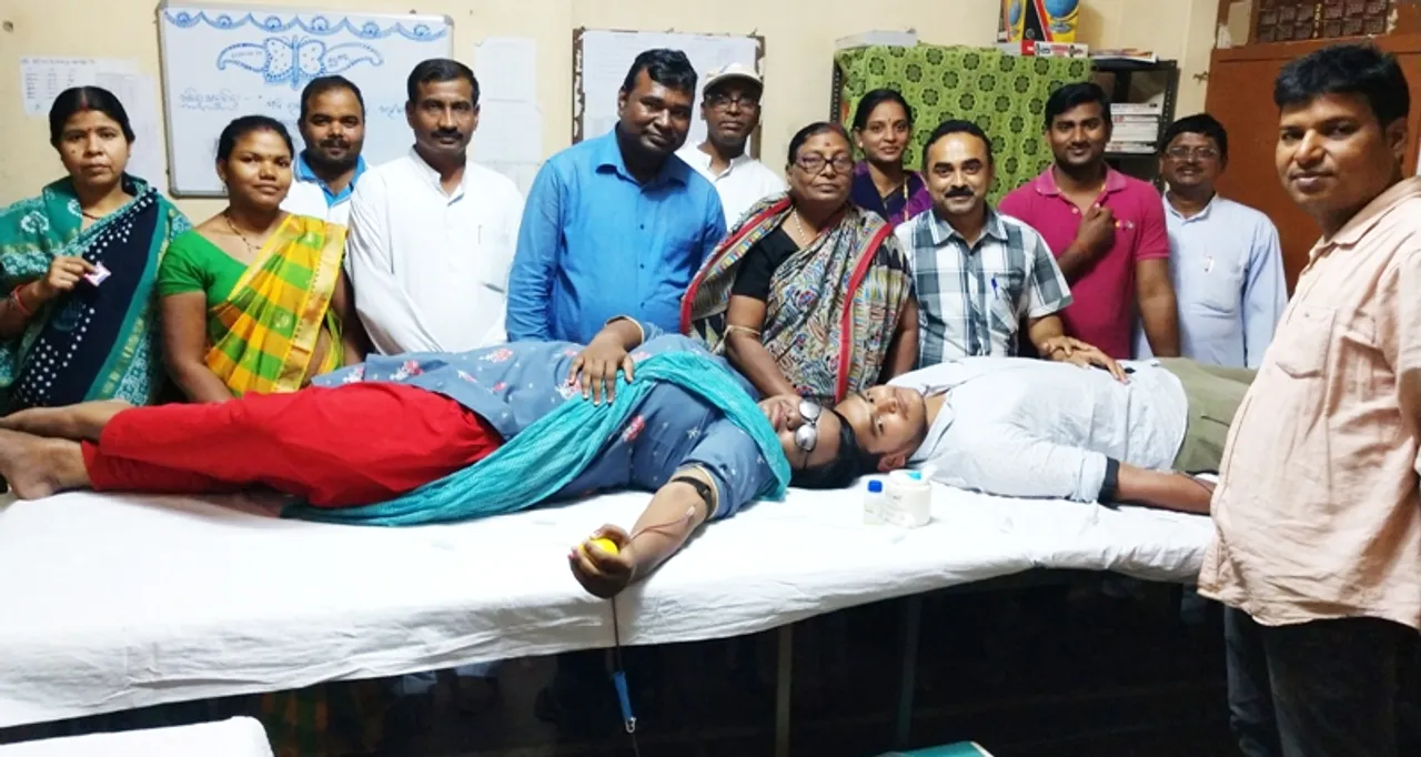  ନେତାଜୀ ଓ ବୀର ସୁରେନ୍ଦ୍ର ସାଏ ଜୟନ୍ତୀରେ ‘ଆମ ଓଡ଼ିଶା’ର ରାଜ୍ୟବ୍ୟାପୀ ରକ୍ତଦାନ ଶିବିର; ୪୫ ଶିବିରରୁ ୧୯୯୦ ୟୁନିଟ୍ ରକ୍ତ ସଂଗୃହୀତ