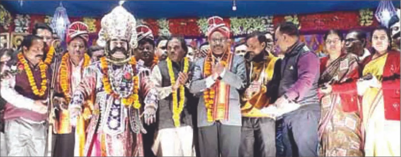  ବରଗଡ଼ ଧନୁଯାତ୍ରା: ‘ରଂଗମହଲ ଉଦ୍‌ଘାଟିତ, ବନ୍ଦୀଶାଳାରେ ଜନ୍ମ ହେଲେ କୃଷ୍ଣ