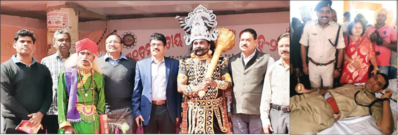  ସଡ଼କ ସୁରକ୍ଷା ସପ୍ତାହ: ଯମରାଜ ବାଣ୍ଟିଲେ ସଡ଼କ ସୁରକ୍ଷା ବାର୍ତ୍ତା, ରକ୍ତଦେଲେ ପୁଲିସ କମିସନର