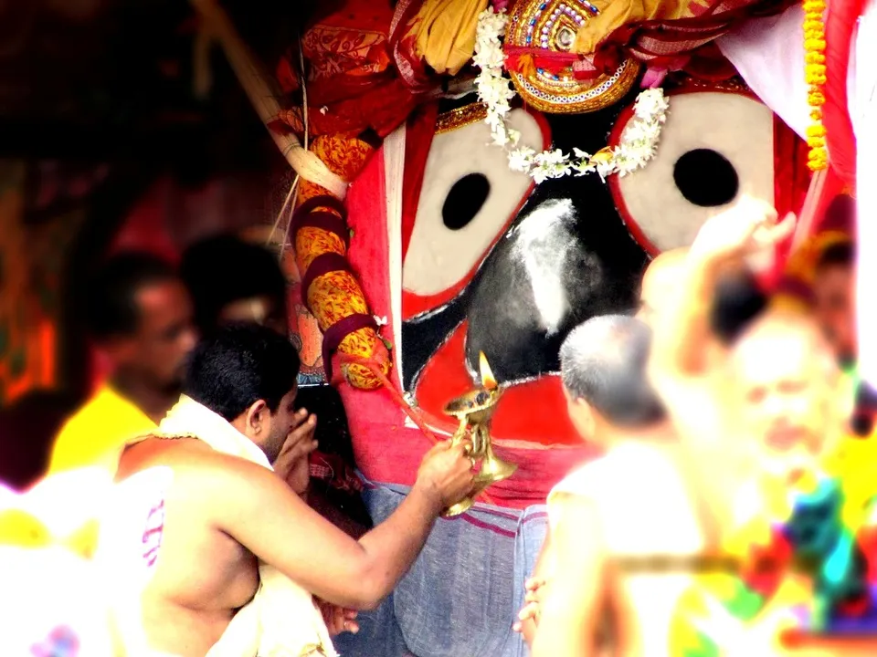  ଶ୍ରୀମନ୍ଦିର ଦ୍ୱାର ଫିଟା ନୀତି ବିଳମ୍ବ ନେଇ ୩ ସେବାୟତ ଜବାବ ରଖିଲେ, ୫ଜଣଙ୍କୁ ହୋଇଥିଲା ନୋଟିସ୍