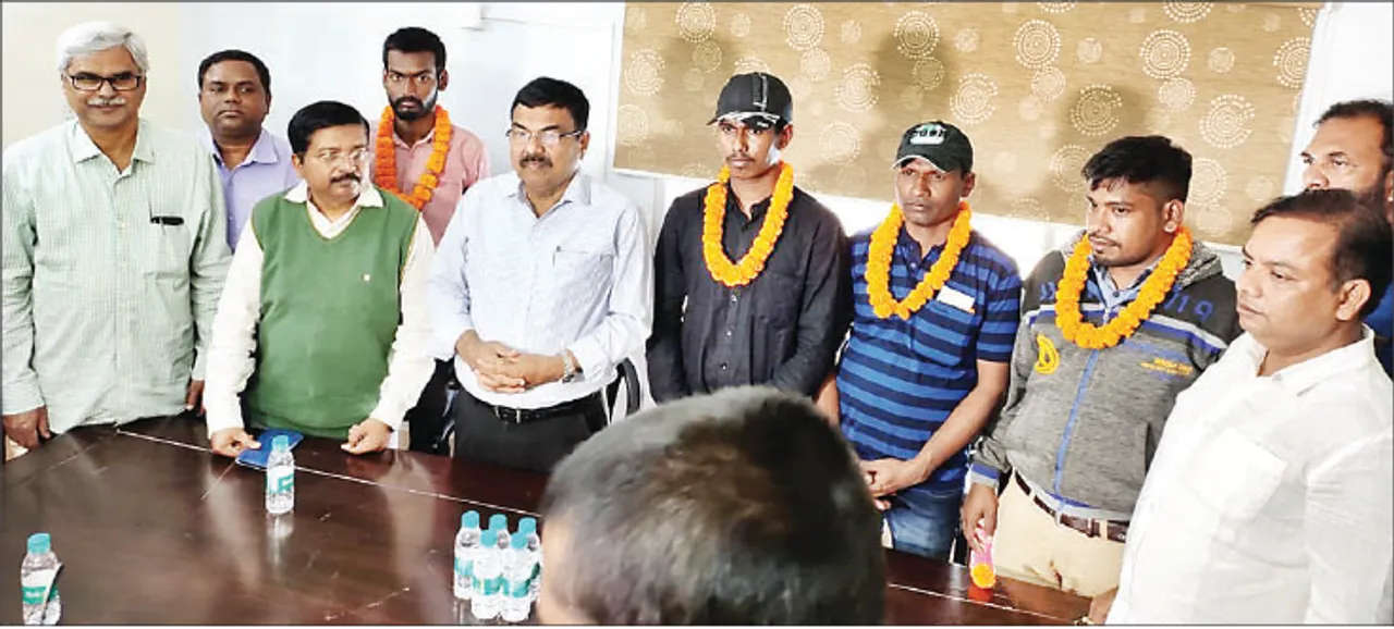  ଦୁବାଇରେ ଫସି ରହିଥିବା ୪ ଓଡ଼ିଆ ଯୁବକ ଉଦ୍ଧାର