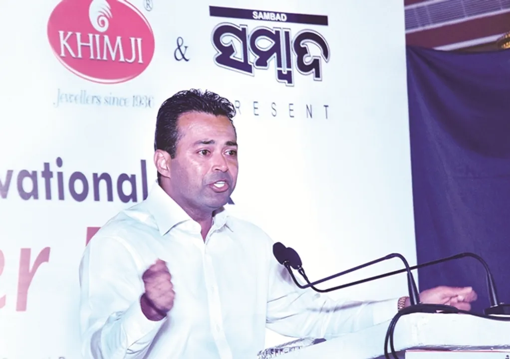  ପ୍ରଥମ ଏସୀୟ: ଟେନିସ୍ ହଲ୍ ଅଫ୍‌ ଫେମ୍‌ରେ ଲିଆଣ୍ଡର୍‌