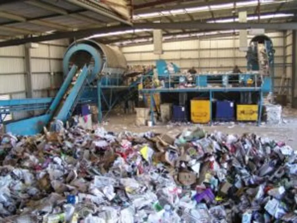 solidwasteindia.com 