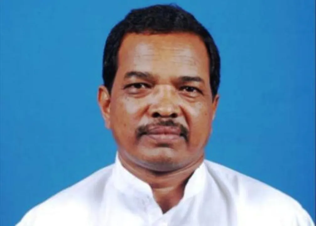  କଳିଙ୍ଗା ଘାଟିରେ ଟୁରିଷ୍ଟ ବସ ଓଲଟିବା ଘଟଣା: ଡ୍ରାଇଭରମାନଙ୍କୁ ଏହି ପରାମର୍ଶ ଦେଲେ ରାଜ୍ୟ ପରିବହନ ମନ୍ତ୍ରୀ