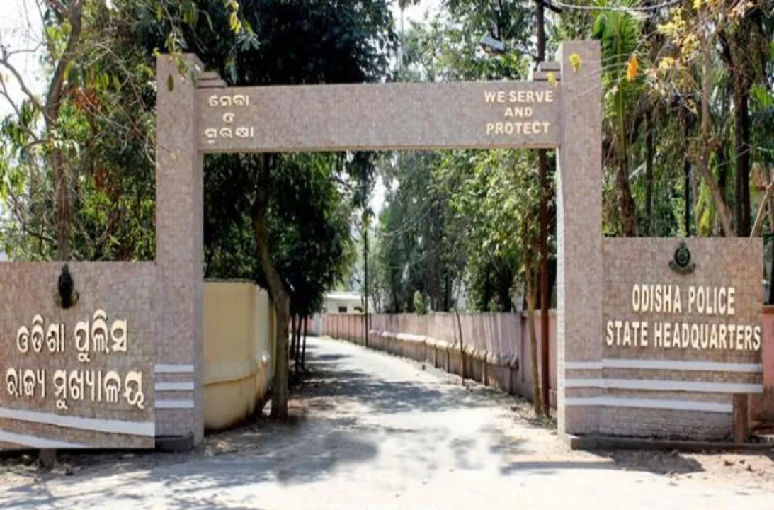  ବାରମ୍ବାର ବଦଳୁଛି ପୁଲିସ ବିଭାଗ ନିଯୁକ୍ତି ନିୟମ : ମୃତ ପୁଲିସ ପରିବାରର ୧୬୫ଜଣ ହତାଶ, ନିଯୁକ୍ତି ନ‌ ଦେଲେ ଆନ୍ଦୋଳନ ଚେତାବନୀ