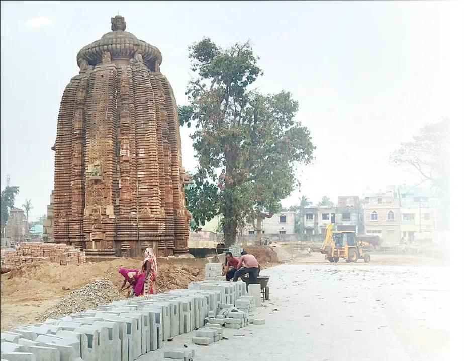 ମହାଶିବରାତ୍ରି ପ୍ରସ୍ତୁତି: ଭକ୍ତଙ୍କ ପାଇଁ ତିଆରି ହେଲା ପାଦଚଲା ରାସ୍ତା