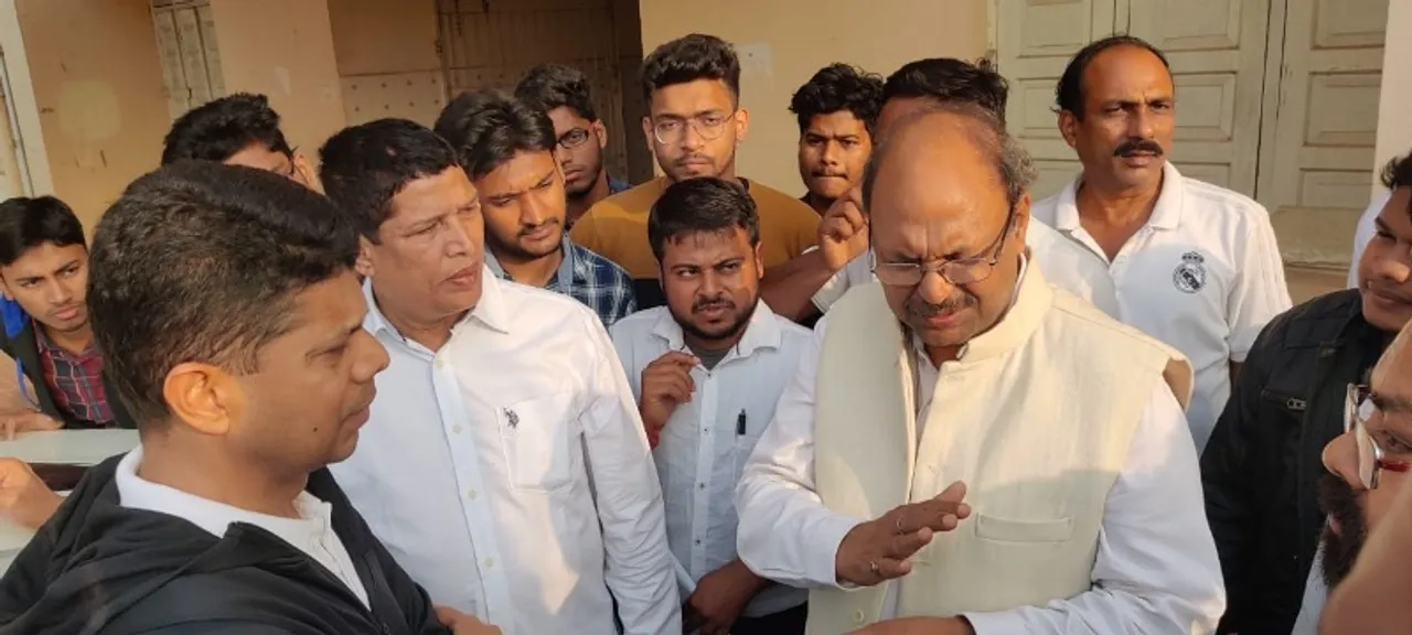  ସକାଳୁ ଓୟୁଏଟିରେ ‘୫-ଟି’ ସଚିବ : ଭିତ୍ତିଭୂମି ପାଇଁ ହେବ ବଡ଼ ଘୋଷଣା