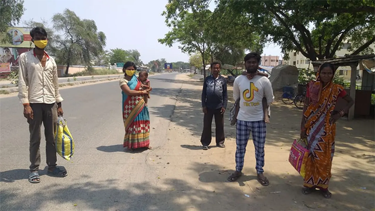  ବୌଦ୍ଧ ଡାକ୍ତରଖାନାରୁ ଡିସ୍‌ଚାର୍ଜ ହେଲେ ୩୦କିମି ଚାଲି ଚାଲି ଗଲେ