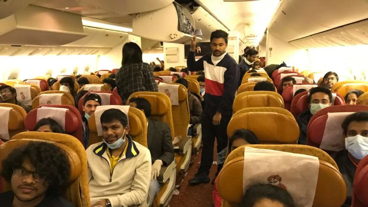  DNA India 