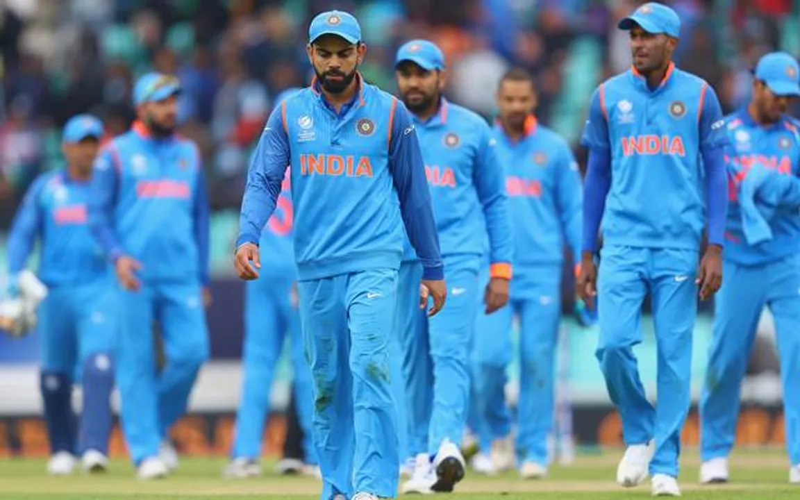  CricTracker.com 