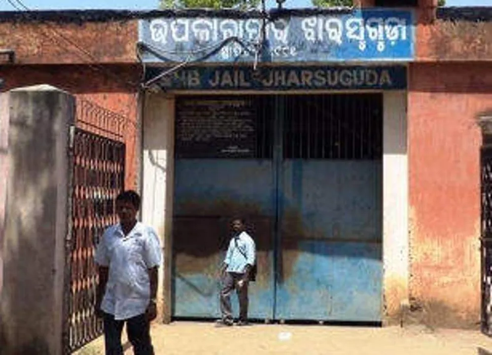  ଝାରସୁଗୁଡ଼ା ଜେଲରେ କରୋନା ମୁକାବିଲା, କଏଦୀଙ୍କୁ ଛଡ଼ାଯିବା ନେଇ ତାଲିକା ପ୍ରସ୍ତୁତ