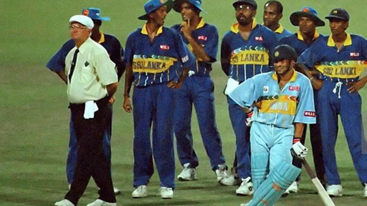  DNA India 