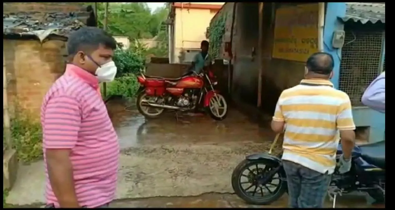  କେବଳ ରବିବାର ଦିନ ଖୋଲା ରହିବ ବହି ଦୋକାନ ଓ ଗ୍ୟାରେଜ