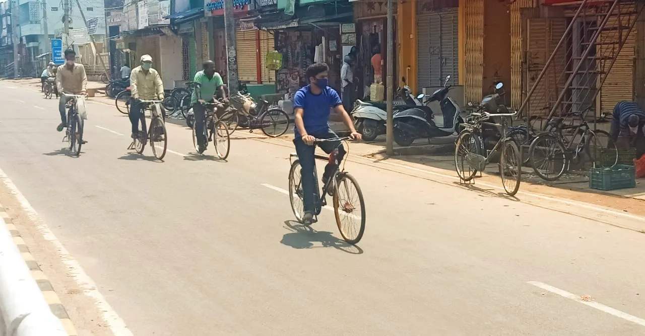 ଲକ୍‌ଡାଉନ୍‌ରେ ବାଇକ କଟକଣା: ସାଇକେଲ ଚାହିଦା ବଢ଼ିଲା, ମେକାନିକ୍‌ ଖୁସି