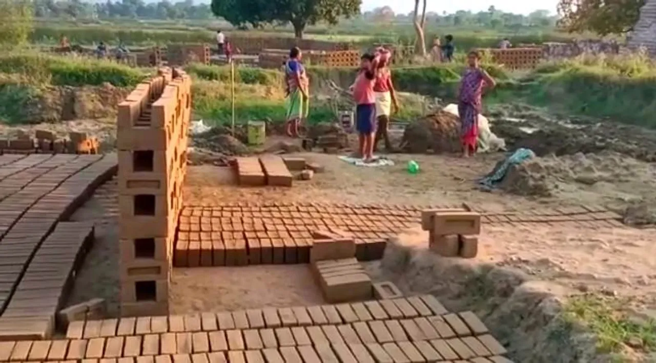  ଅବାଧରେ ଚାଲିଛି ଶତାଧିକ ଇଟାଭାଟି, ନିୟୋଜିତ ହୋଇଛନ୍ତି ଶିଶୁ