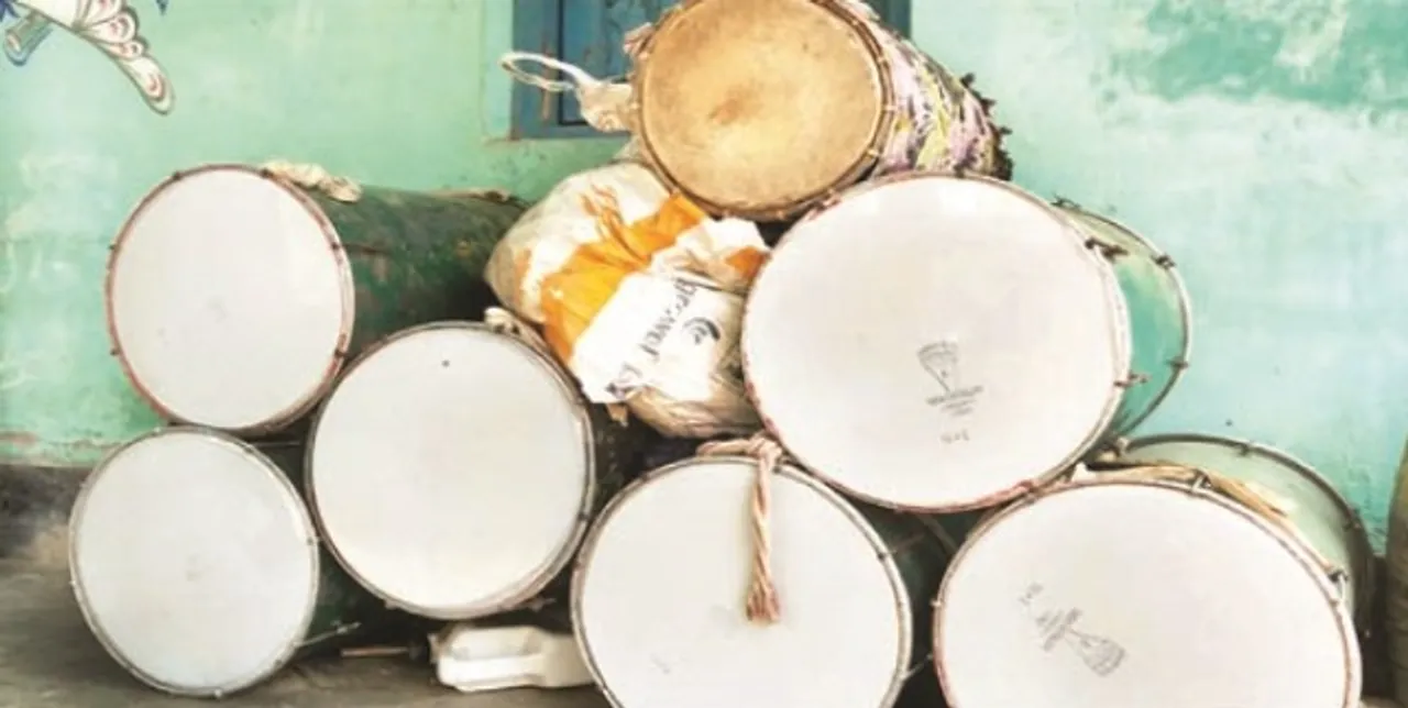  ରୋଜଗାର ବେଳେ ଦାଉ ସାଜିଲା କରୋନା : ଚିନ୍ତାରେ ୭ ଶହ କଳାକାର ପରିବାର, ହାତ ବାନ୍ଧି ବସିଛନ୍ତି