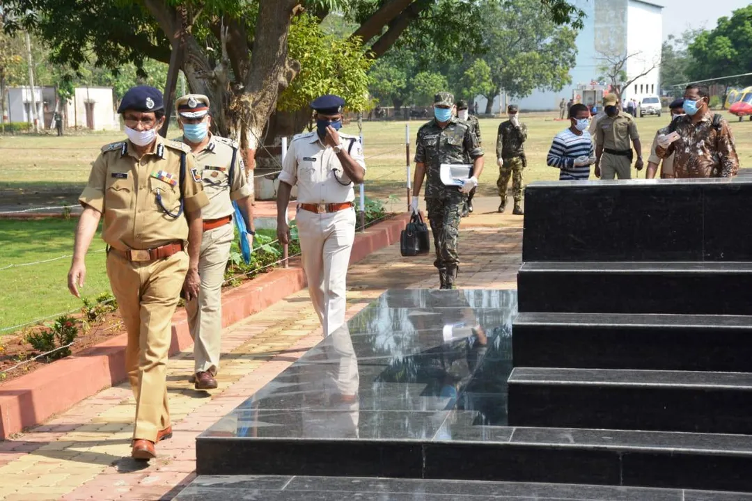  ଲକଡାଉନ ସମୀକ୍ଷା ନେଇ କଳାହାଣ୍ଡିରେ ପୁଲିସ ଡିଜି 
