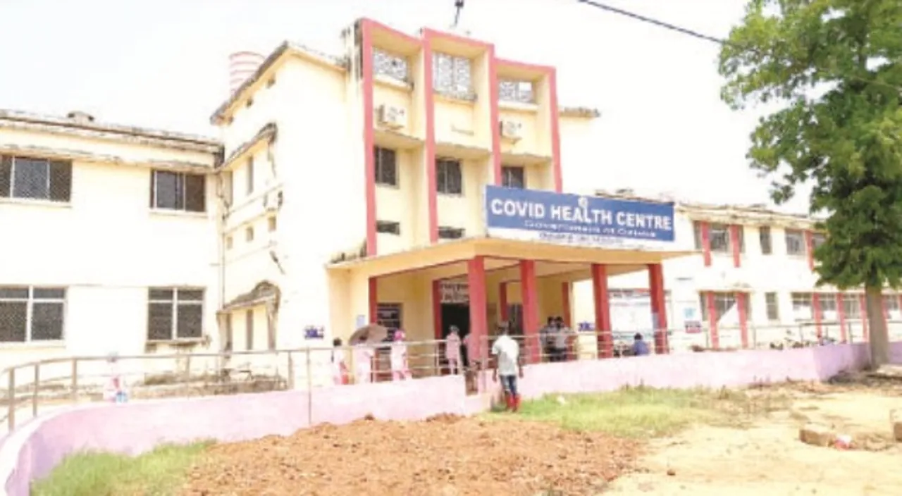  ବସନ୍ତ ମଞ୍ଜରୀ ସାଧାରଣ ଚିକିତ୍ସାଳୟ ପାଲଟିଲା‌ କୋଭିଡ୍‌ ହେଲ୍‌ଥ ସେଣ୍ଟର୍‌ : ରଣପୁରରେ ଶହ ଶହ ସାଧାରଣ ରୋଗୀ ହନ୍ତସନ୍ତ