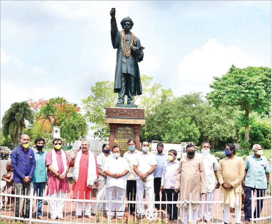  ଜୟନ୍ତୀ‌ରେ ମଧୁ ବାବୁଙ୍କୁ ଶ୍ରଦ୍ଧାଞ୍ଜଳି