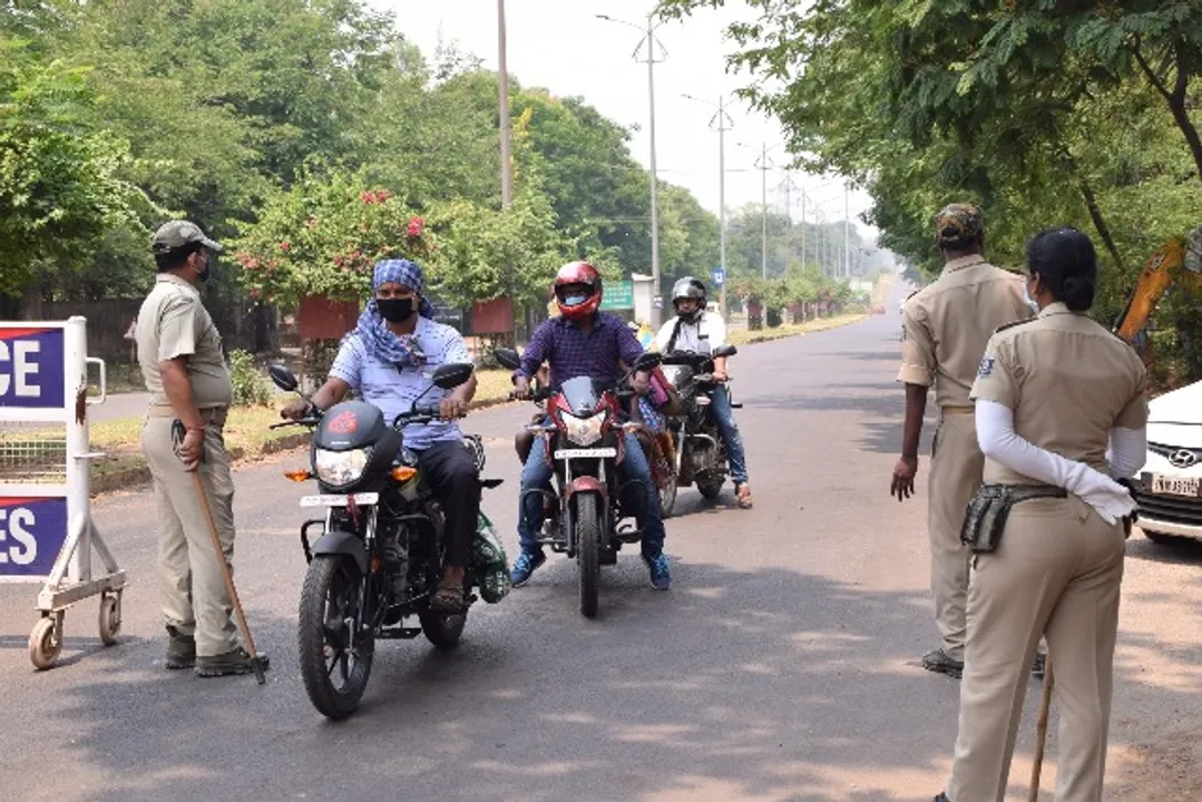  ଭୁବନେଶ୍ୱରରେ ସରକାରୀ କର୍ମଚାରୀ ପରିଚୟ ପତ୍ର ଦେଖାଇ ଅଫିସ ଯାଇପାରିବେ: ସିପି