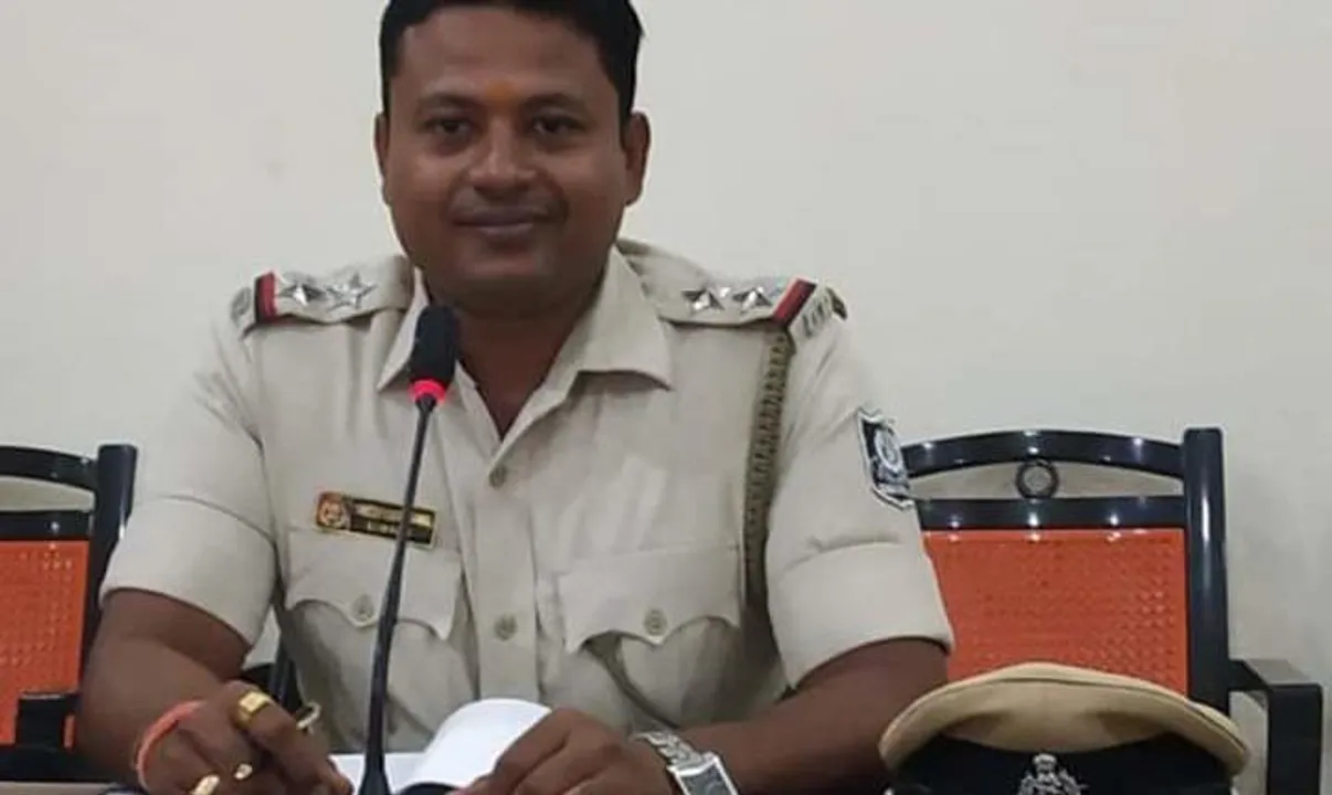  ବିବାହର ପ୍ରତିଶ୍ରୁତି ଦେଇ ଯୁବତୀଙ୍କୁ ଦୁଷ୍କର୍ମ ଅଭିଯୋଗ, ପୁଲିସ ଏସ୍ଆଇ ରାକେଶ ସାମଲ ନିଲମ୍ବିତ