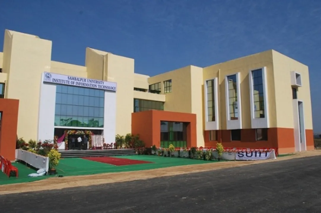  Shiksha.com 