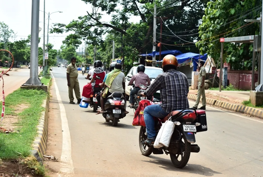  ଧରାପଡ଼ିଲେ ୧୫୦୦ ଅମାନିଆ, ୟୁନିଟ୍‌-୧ ହାଟ ଆଗରୁ ଗାଡ଼ି ଟେକିନେଲା କ୍ରେନ୍