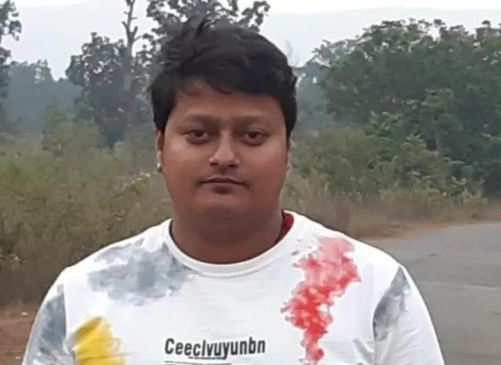  ସାମାଜିକ ଗଣମାଧ୍ୟମରେ ବ୍ୟକ୍ତିଗତ ଆକ୍ଷେପ କରି ଅରୁଚିକର ମନ୍ତବ୍ୟ ଦେବା ଅଭିଯୋଗରେ ଯୁବକ ଗିରଫ