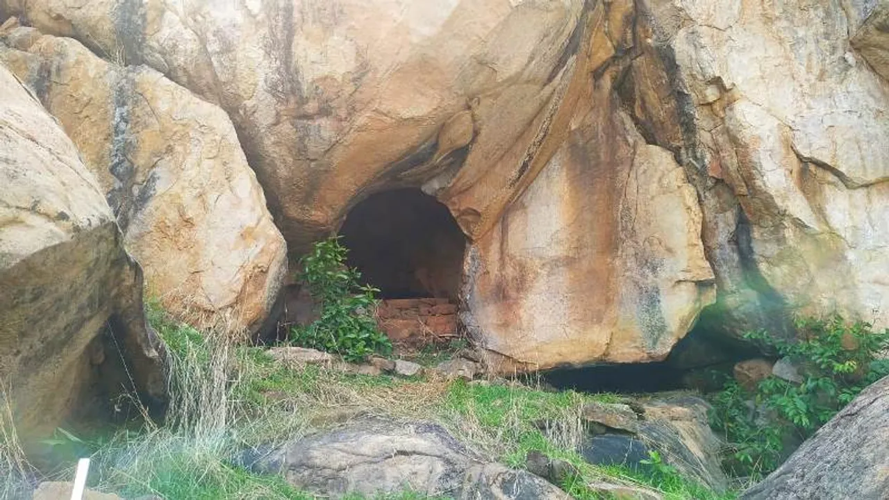  ପ୍ରାକୃତିକ ସୌନ୍ଦର୍ଯ୍ୟର ଗନ୍ତାଘର ପାକେଲପଡ଼ା ‘ବାବାଡେରା ଗୁମ୍ଫା’