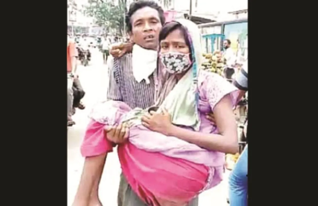  ରୋଗାକ୍ରାନ୍ତ ପତ୍ନୀଙ୍କୁ ବୋହି ଭିକ ମାଗୁଛନ୍ତି ସ୍ୱାମୀ