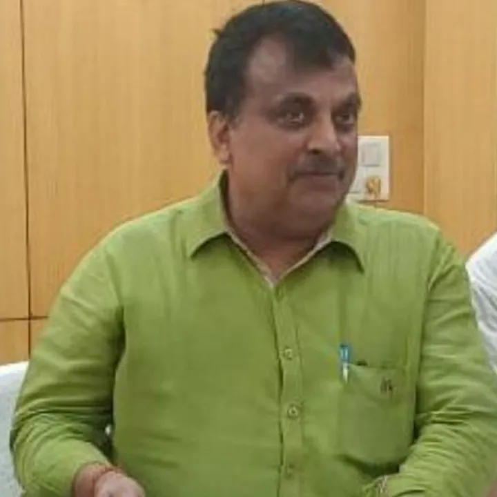  ସହକର୍ମୀଙ୍କୁ ଯୌନ ନିର୍ଯାତନା ମାମଲା : ବିଭୁ ଷଡଙ୍ଗୀଙ୍କୁ ବାଧ୍ୟତାମୂଳକ ଅବସର