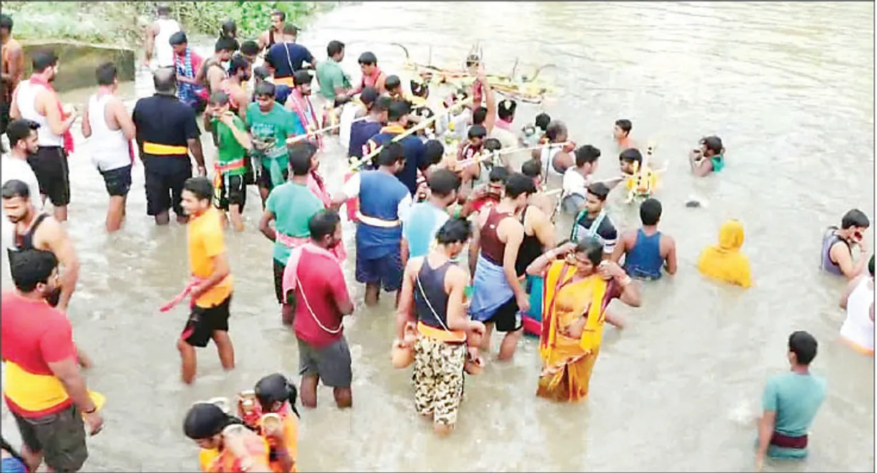  ଶୂନ୍‌ଶାନ୍‌ ତ୍ରିବେଣୀ ଘାଟ, ବୁଡ଼ିଗଲା ବେଉସା