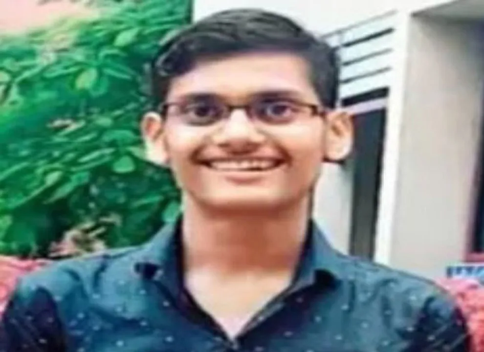  ଦ୍ବାଦଶ ପରୀକ୍ଷାରେ ୯୮.୨% ରଖିଲେ ୟୁପି କୃଷକଙ୍କ ପୁଅ, ଆମେରିକା ବିଶ୍ବବିଦ୍ୟାଳୟ ପକ୍ଷରୁ ମିଳିଲା ସ୍କଲାରସିପ୍‌
