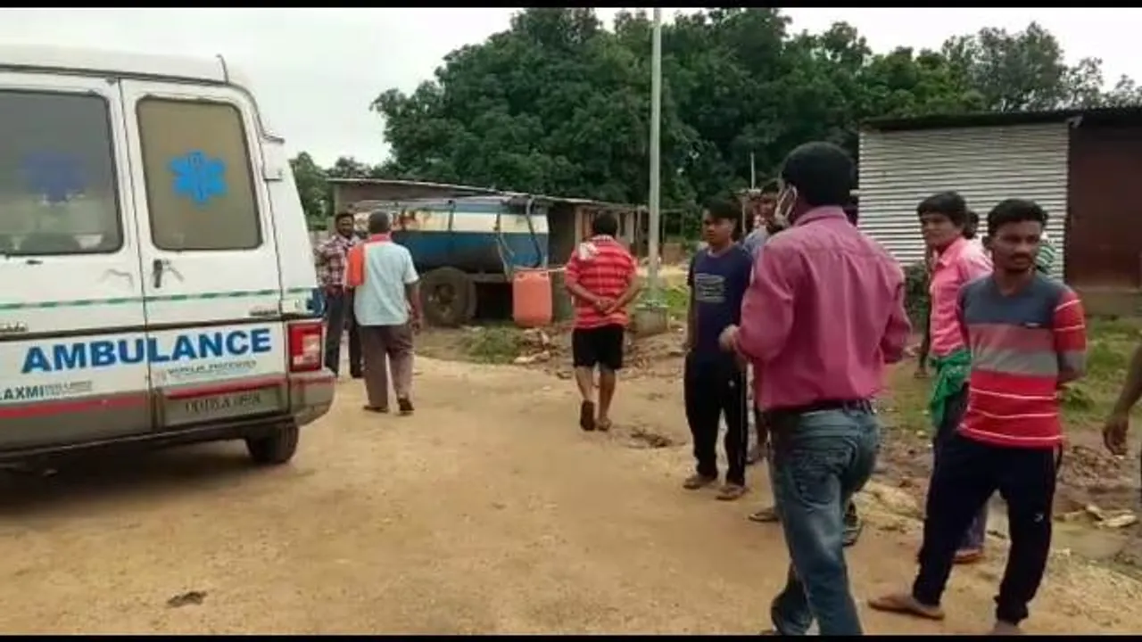  ନୂଆପଡ଼ା:ପିକ୍ଅପ୍ ଭ୍ୟାନ୍ ସହ ମୁହାଁମୁହିଁ ଧକ୍କା ହେବା ଫଳରେ ୨ ବାଇକ୍ ଆରୋହୀଙ୍କର ମୃତ୍ୟୁ