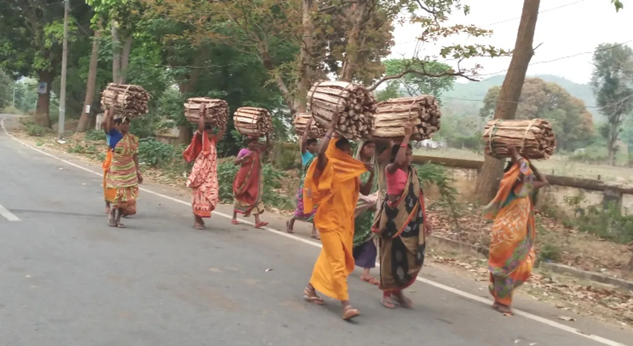  କନ୍ଧମାଳରେ ଲକଡାଉନ, ସଟଡାଉନ ଓ କଣ୍ଟେନମେଣ୍ଟ: କରୋନା ସିରିଜ୍ କଟକଣାରେ ଜିଲ୍ଲାବାସୀ ଅତିଷ୍ଟ