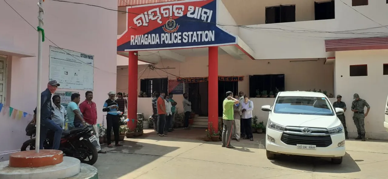  ଲୁଟ୍‌ ଅଭିଯୋଗ: ରାୟଗଡ଼ାରେ ୨୪ ଲକ୍ଷ ଟଙ୍କା ଲୁଟିନେଲେ ଦୁର୍ବୃତ୍ତ