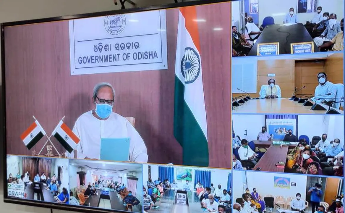  ଗଞ୍ଜାମର ସରପଞ୍ଚମାନଙ୍କ ସହ କଥା ହେଲେ ନବୀନ; କହିଲେ ଆପଣମାନଙ୍କ କାମ ପାଇଁ ମୁଁ ଗର୍ବିତ, ଲଢ଼େଇ ଜାରି ରଖନ୍ତୁ