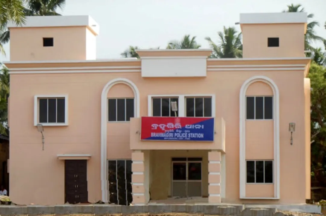  image source-puri police 