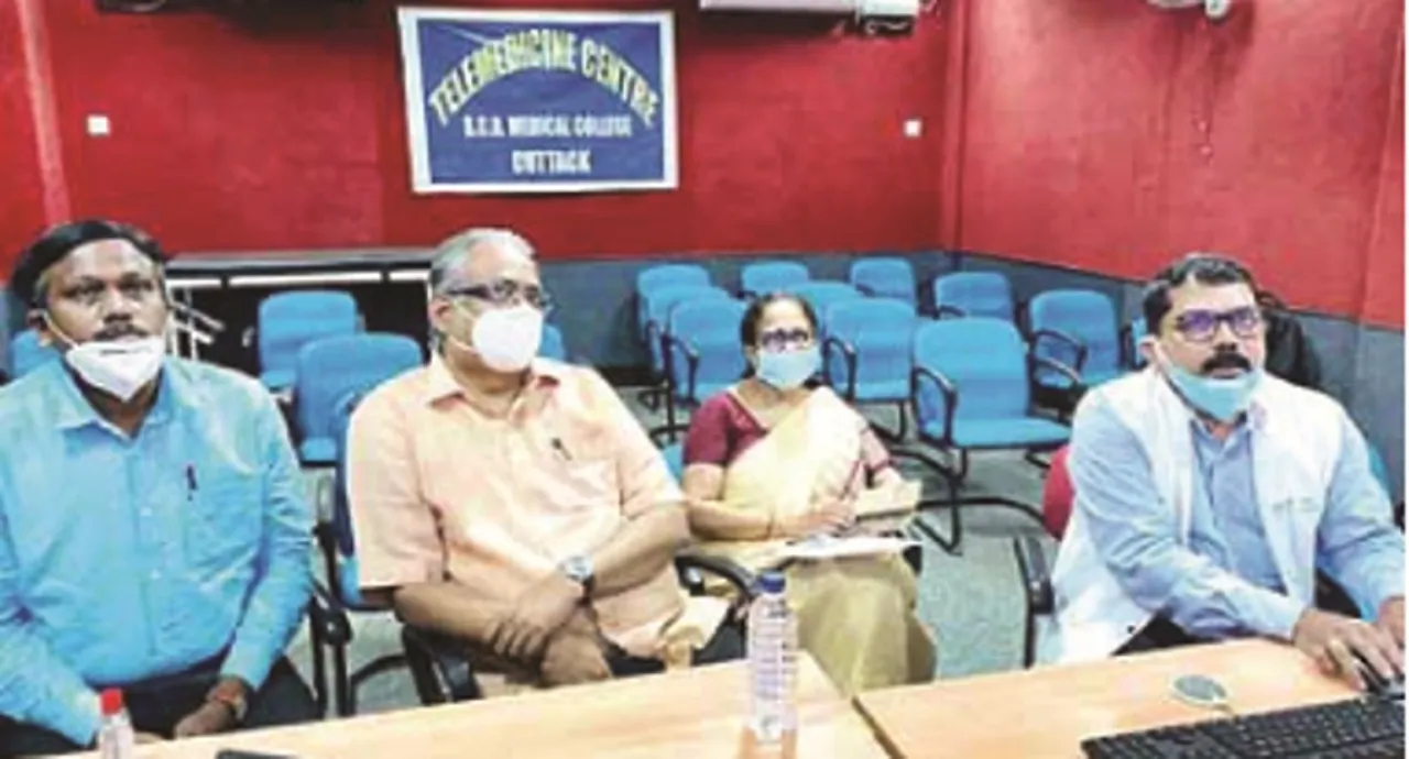 ଭୁର୍ଚୁଆଲ୍ ମିଟ୍‌ରେ ଡାକ୍ତରଙ୍କ ପରାମର୍ଶ : କରୋନାକୁ ଡରନା; ଆକ୍ରାନ୍ତ ବହୁ ଗୁରୁତର ରୋଗୀ ସୁସ୍ଥ ହେଉଛନ୍ତି