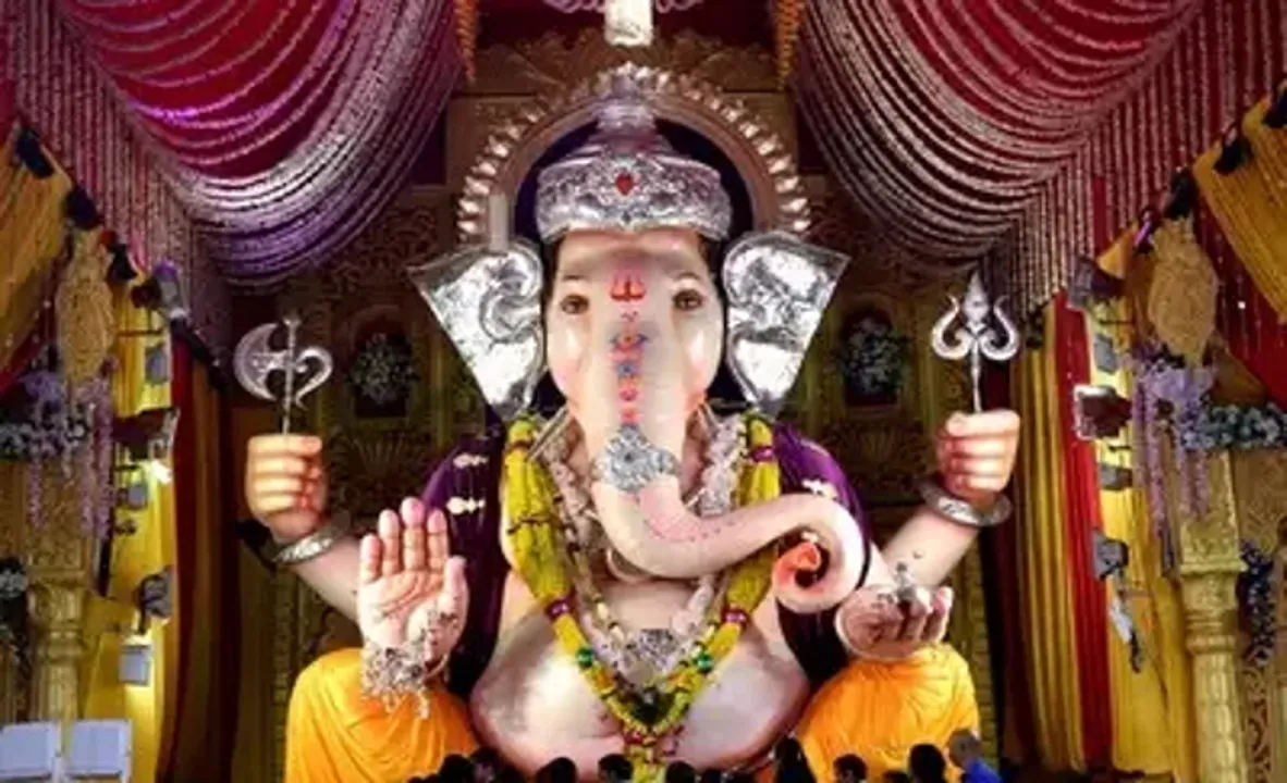  Mumbai Mirror 